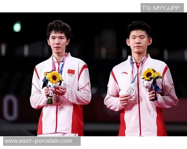 赛后复盘：深入分析上海羽毛球队与杭州羽毛球队的技术对抗与战术运用